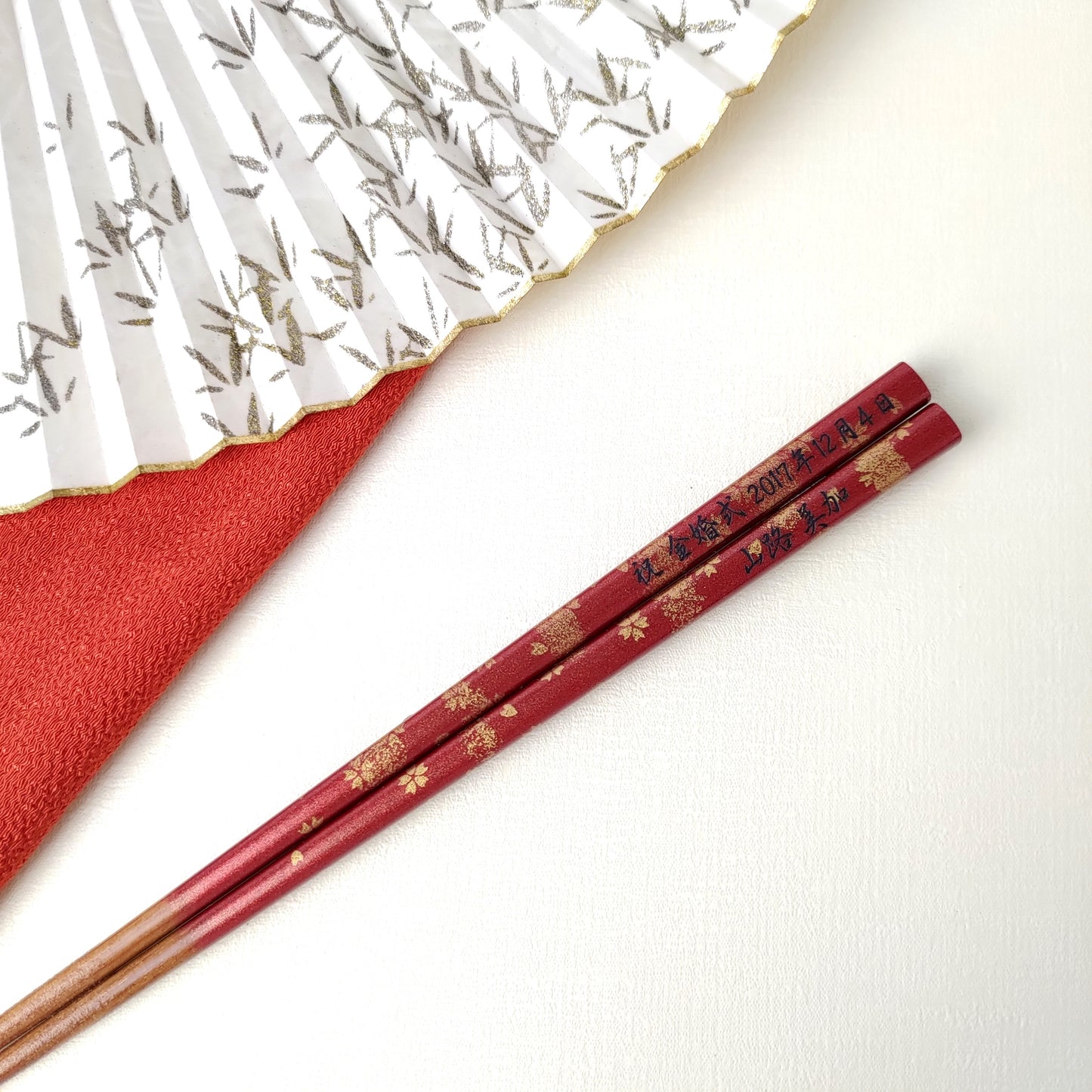 Tiny flowers Japanese chopsticks with golden blur design brown red - SINGLE PAIR WITH ENGRAVED WOODEN BOX SET