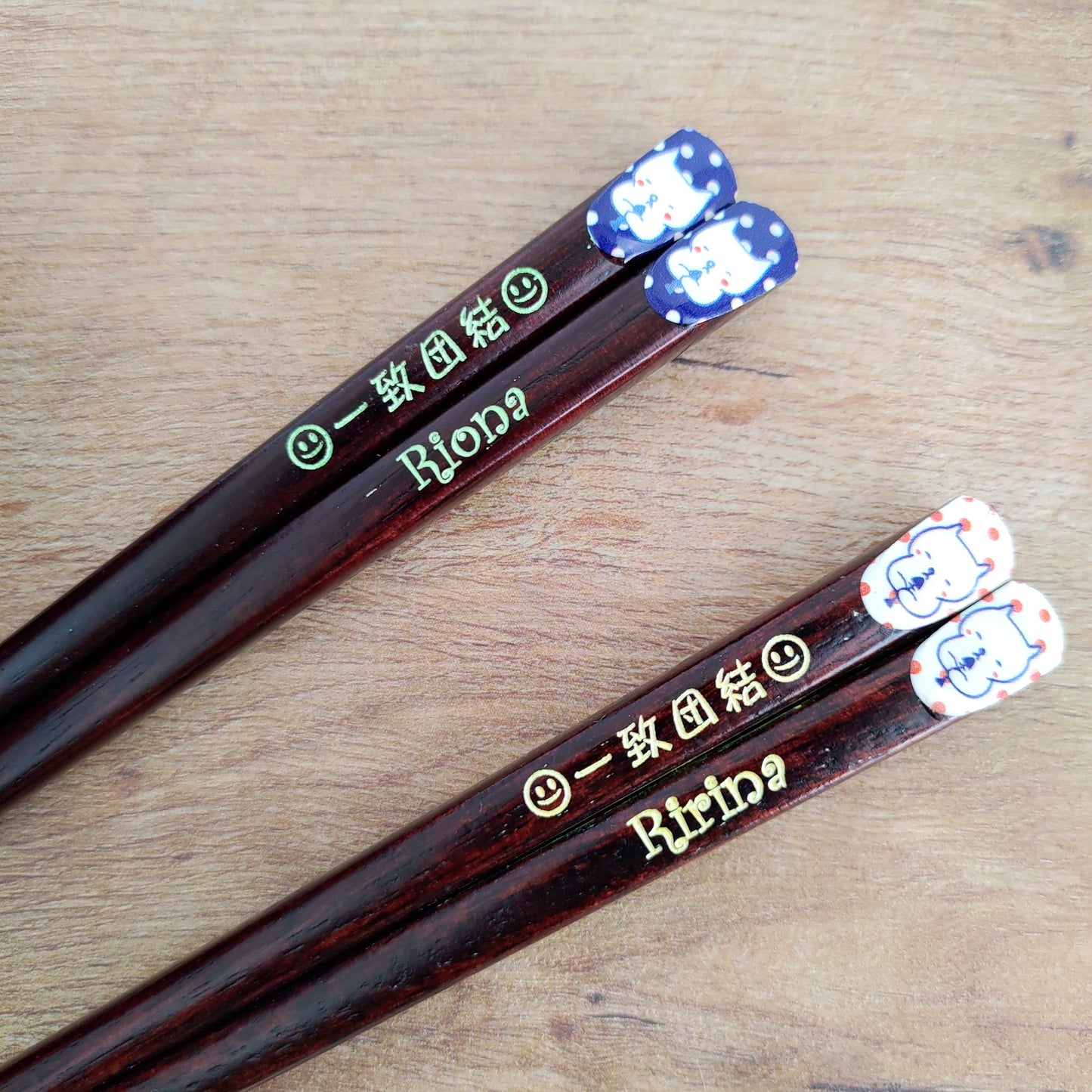 Cute Japanese chopsticks with shy cat blue red - SINGLE PAIR