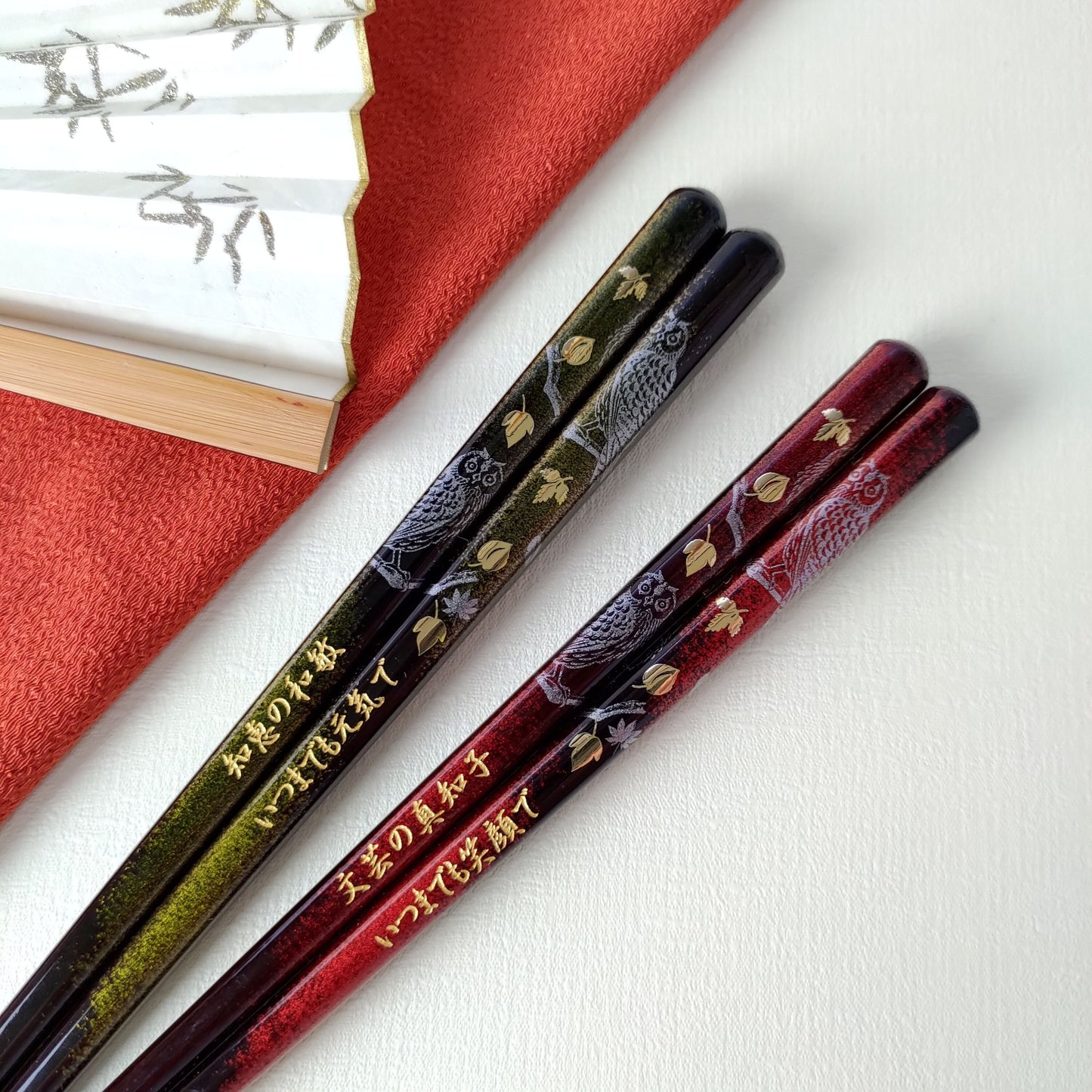 Luxury gold leaves and owls Japanese chopsticks green red - SINGLE PAIR WITH ENGRAVED WOODEN BOX SET