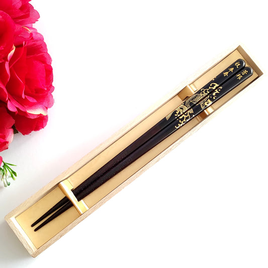 Golden legendary carp Japanese chopsticks black red - SINGLE PAIR WITH ENGRAVED WOODEN BOX SET