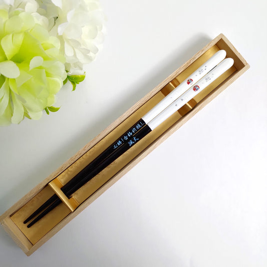 Lucky charm Daruma Japanese chopsticks white red - SINGLE PAIR WITH ENGRAVED WOODEN BOX SET
