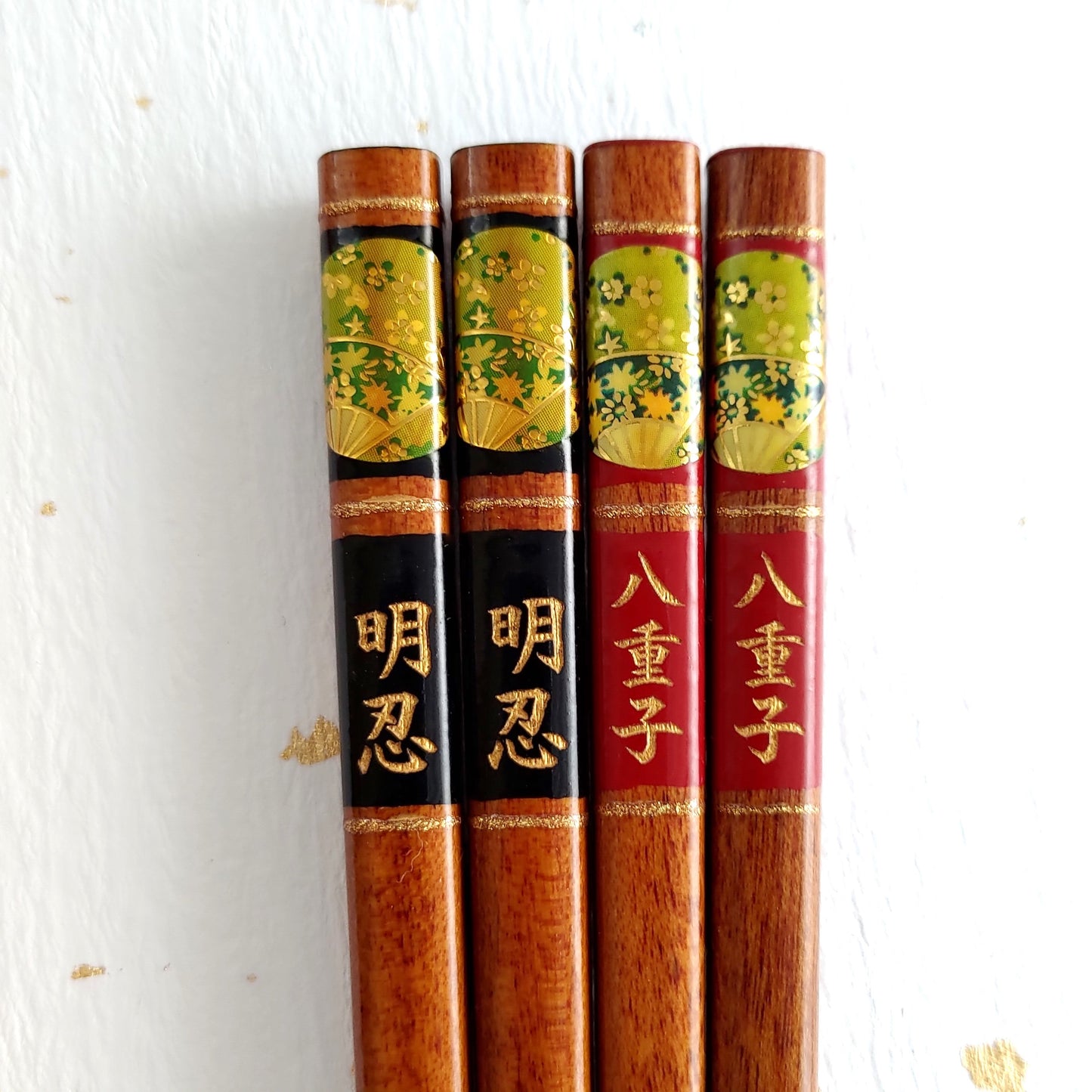 Wakasa's Japanese chopsticks crowned with gold fan and flowers - SINGLE PAIR
