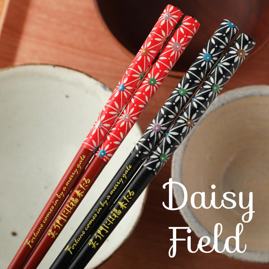 Lovely Japanese chopsticks with daisies pattern black red - DOUBLE PAIR