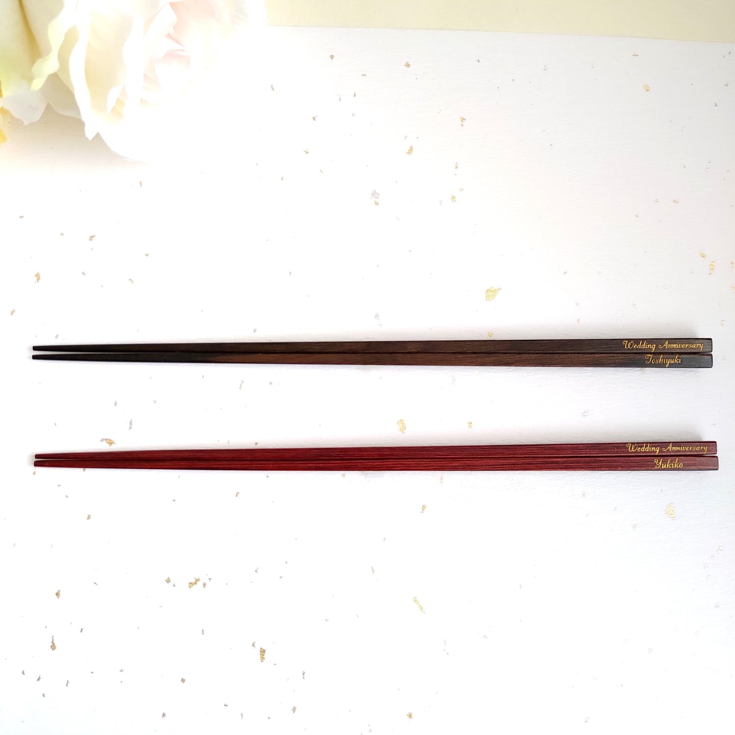 Straightforward Japanese chopsticks black brown - SINGLE PAIR WITH ENGRAVED WOODEN BOX SET