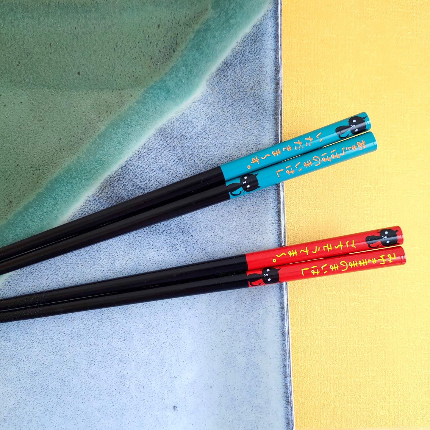 Black cat Japanese chopsticks blue red - DOUBLE PAIR WITH ENGRAVED WOODEN BOX SET