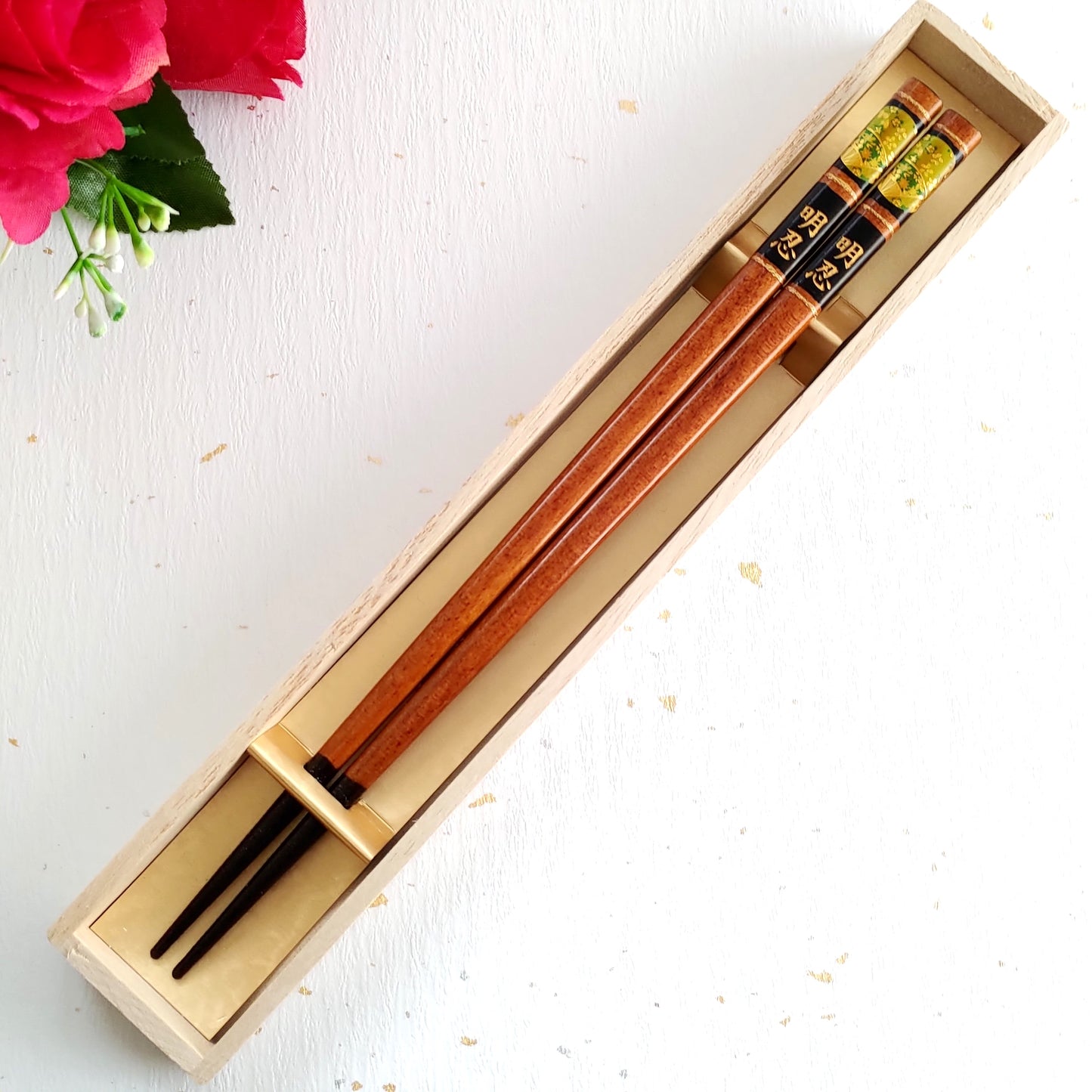 Wakasa's Japanese chopsticks crowned with gold fan and flowers  - SINGLE PAIR WITH ENGRAVED WOODEN BOX SET