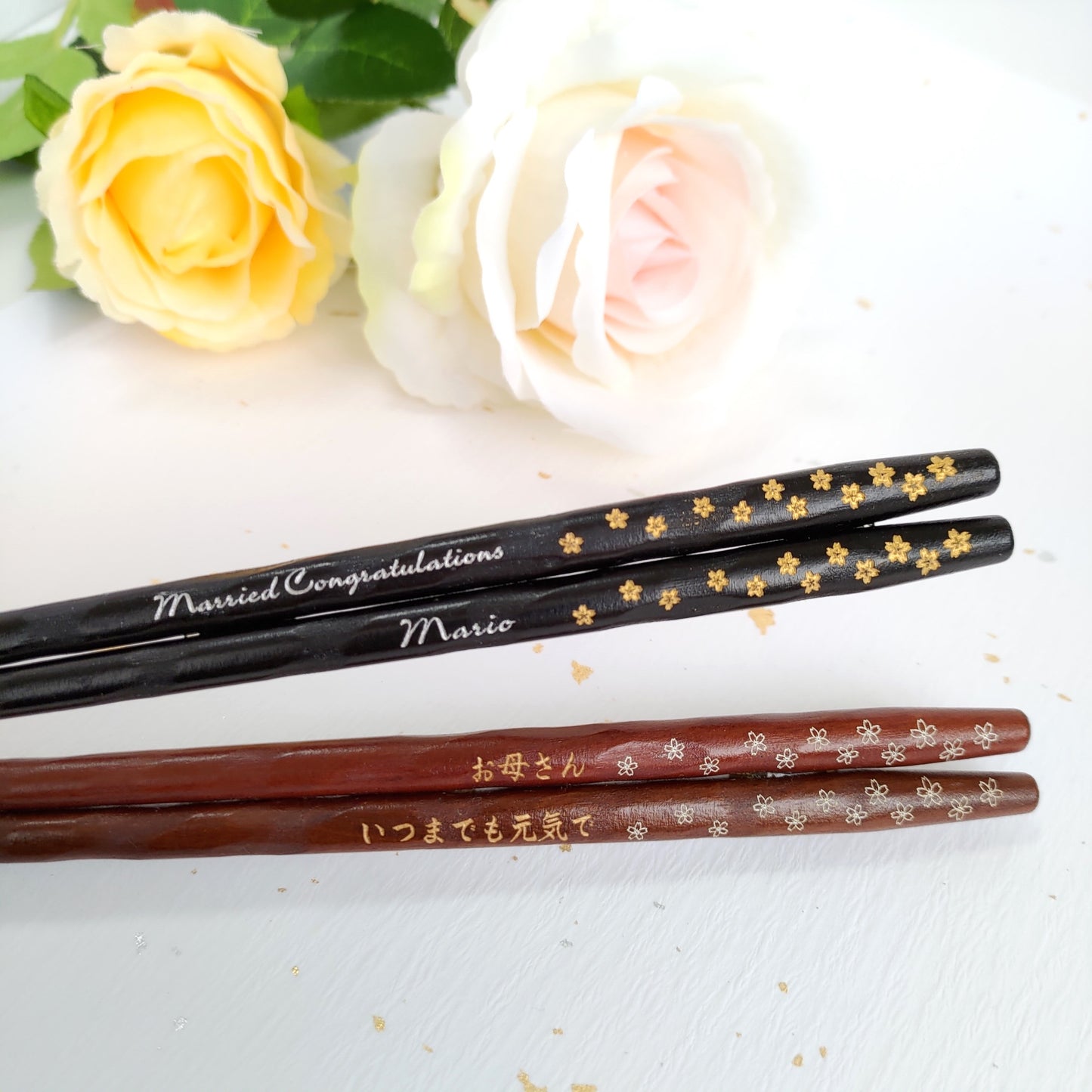 Mahana Japanese chopsticks with engraved small flowers black brown - DOUBLE PAIR WITH ENGRAVED WOODEN BOX SET